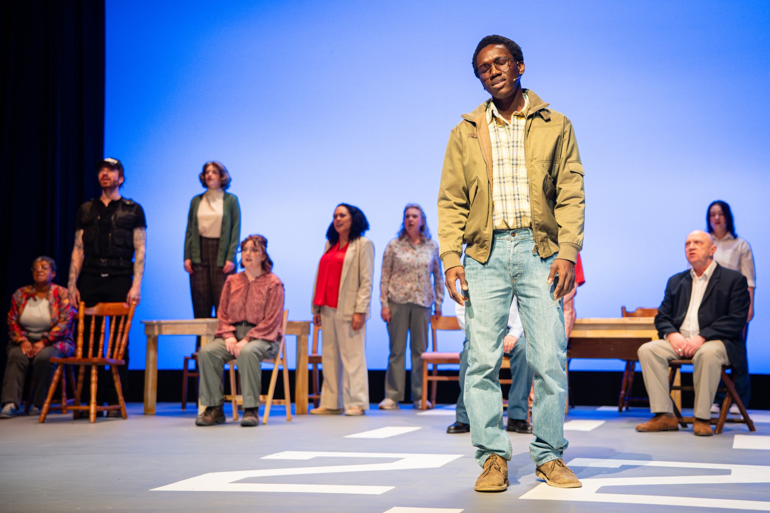 GraemeBraidwoodPhotography - CrescentTheatre - ComeFromAway-419